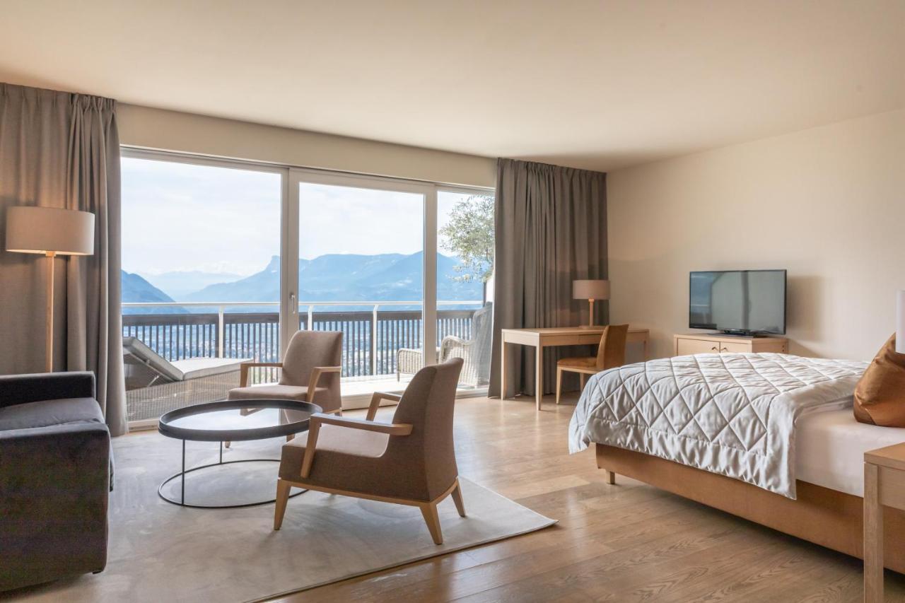 Hotel Patrizia Tirol Buitenkant foto