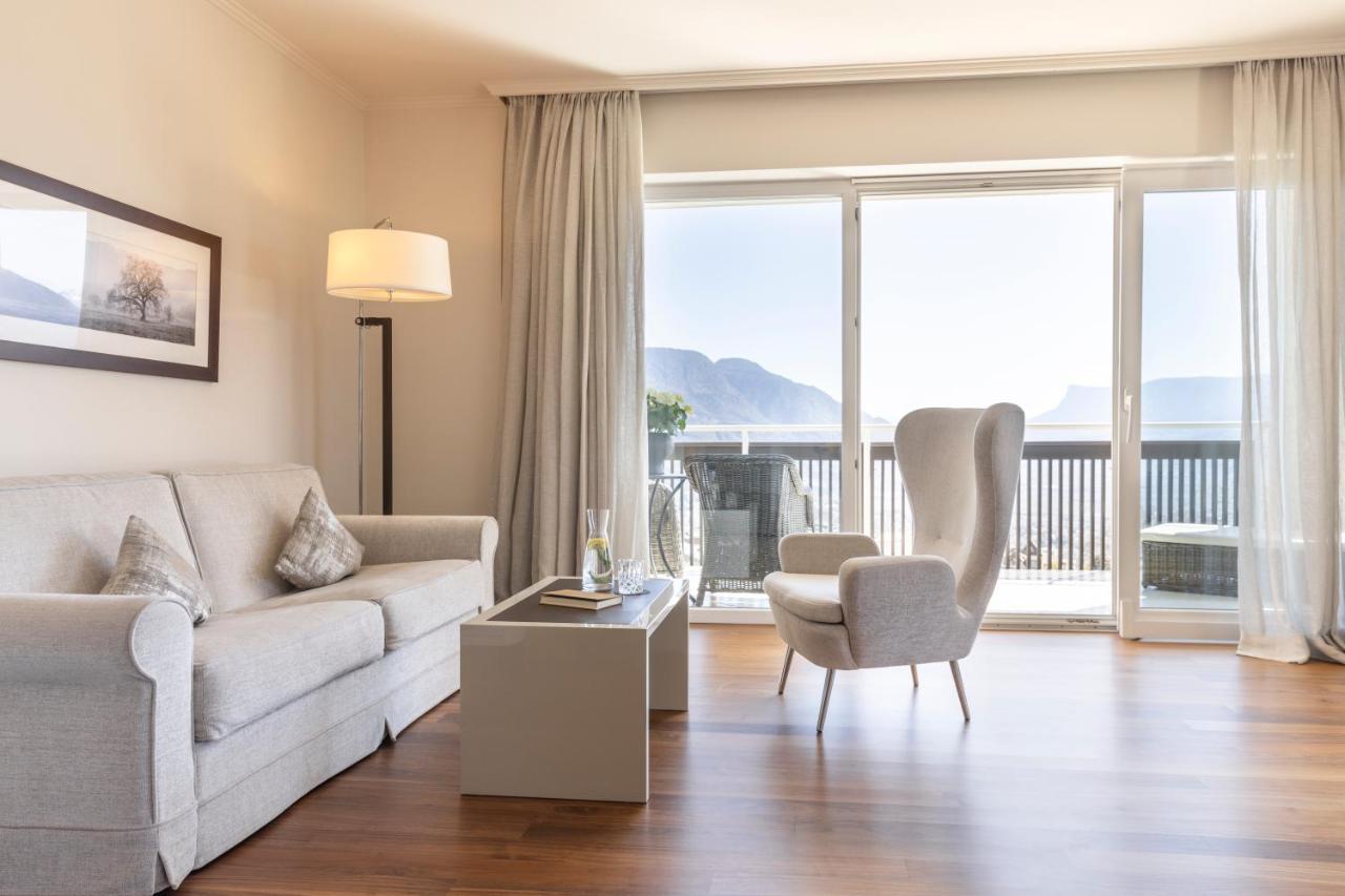Hotel Patrizia Tirol Buitenkant foto