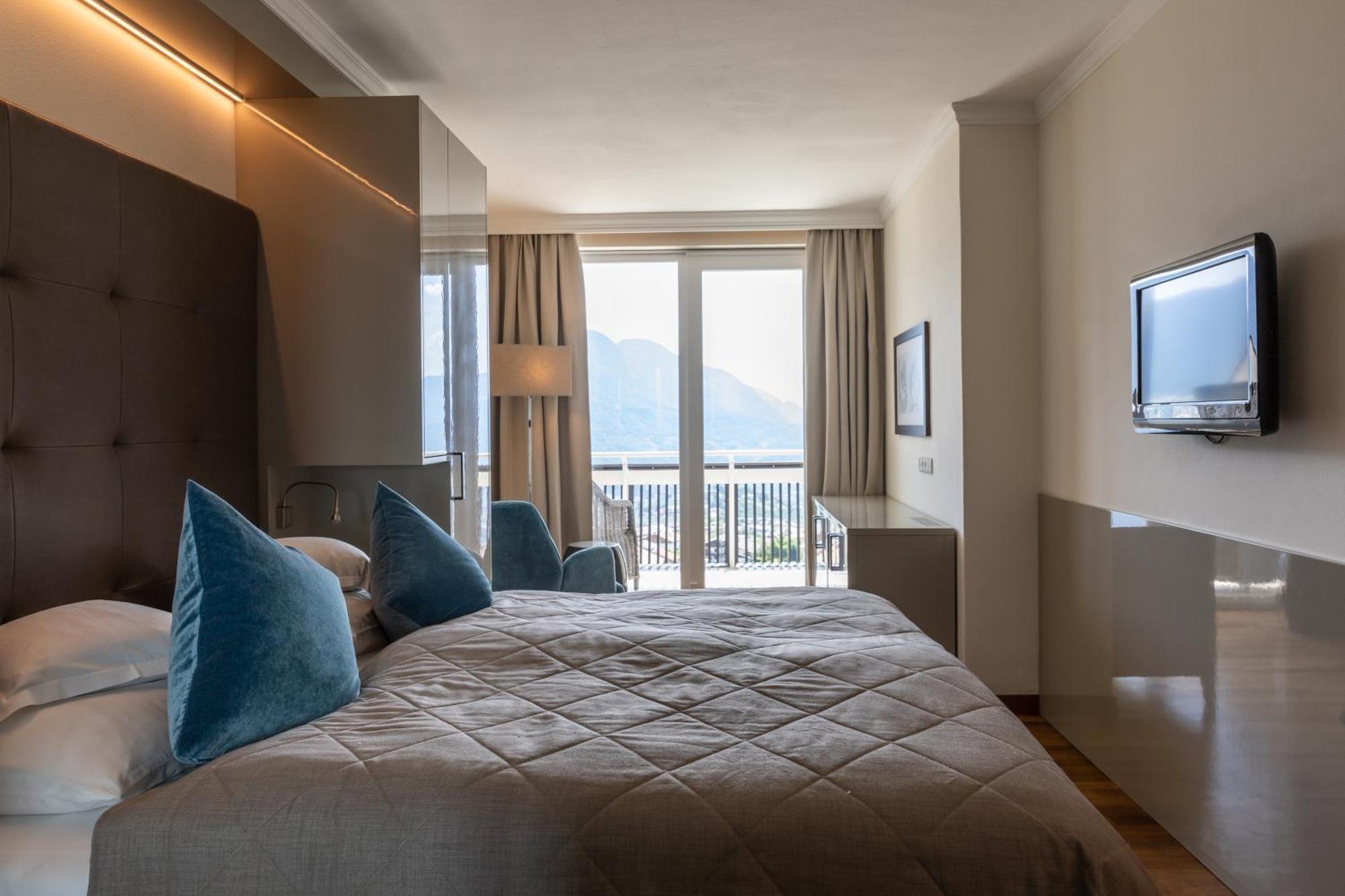 Hotel Patrizia Tirol Buitenkant foto