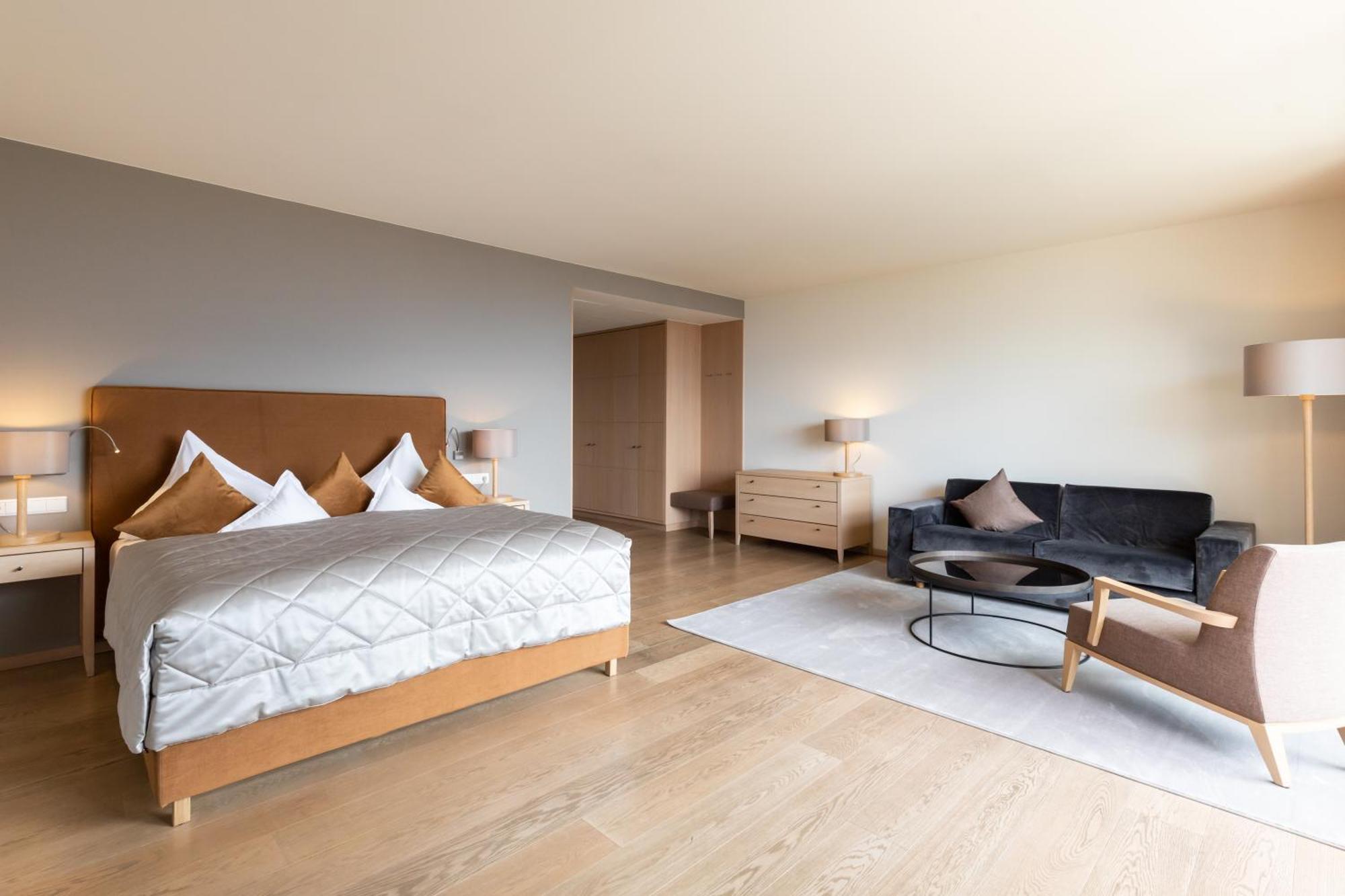 Hotel Patrizia Tirol Buitenkant foto