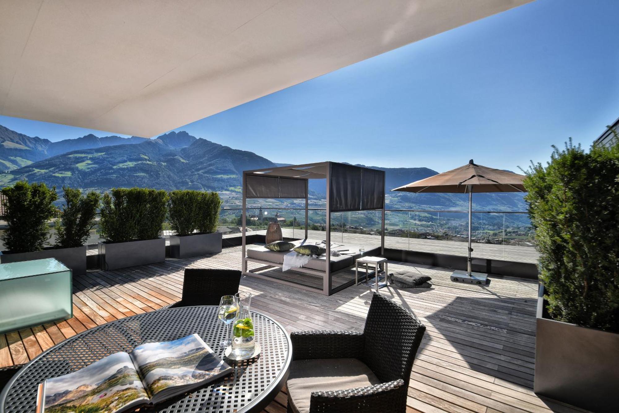 Hotel Patrizia Tirol Buitenkant foto